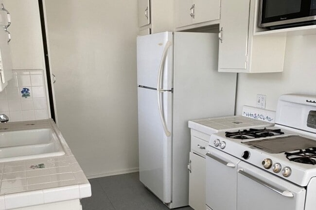 2210 24th St, undefined, 2210 24th St, Santa Monica, CA 90405, United States, Photo:4