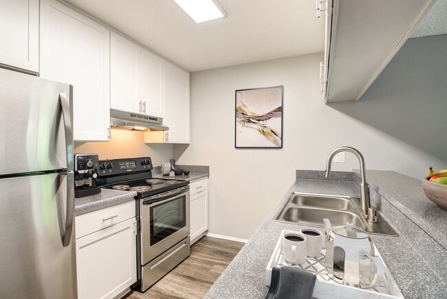 Hillside Terrace Apartments, undefined, 3262 College Pl, Lemon Grove, CA 91945, Photo:3