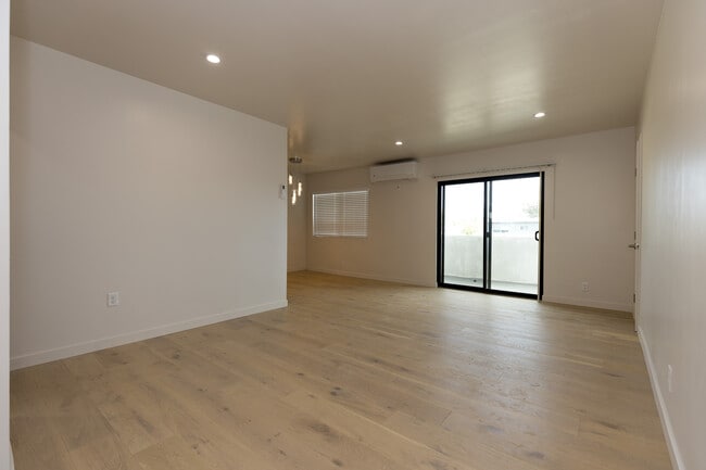 1828 10th St, undefined, 1828 10th St, Santa Monica, CA 90404, Photo:1