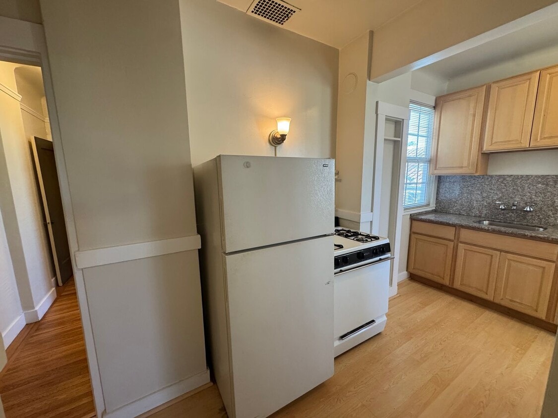 2417 Virginia St Unit Apt 2417, undefined, 2417 Virginia St Unit Apt 2417, Berkeley, CA 94709, Photo:0