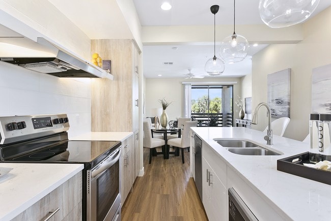 The Hardy Tempe Townhome Living, undefined, 909 W 2nd St, Tempe, AZ 85281, Photo:1