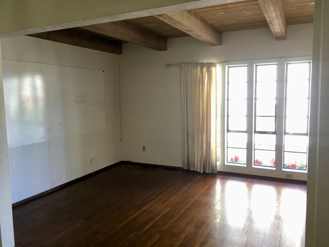 2342 Hilgard Ave, undefined, 2342 Hilgard Ave, Berkeley, CA 94709, Photo:3