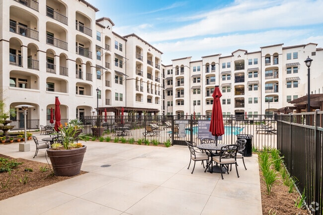 Centerpointe at Market, undefined, 3145 Market St, Riverside, CA 92501, Photo:3
