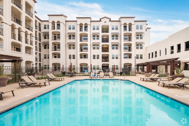 Centerpointe at Market, undefined, 3145 Market St, Riverside, CA 92501, Photo:4