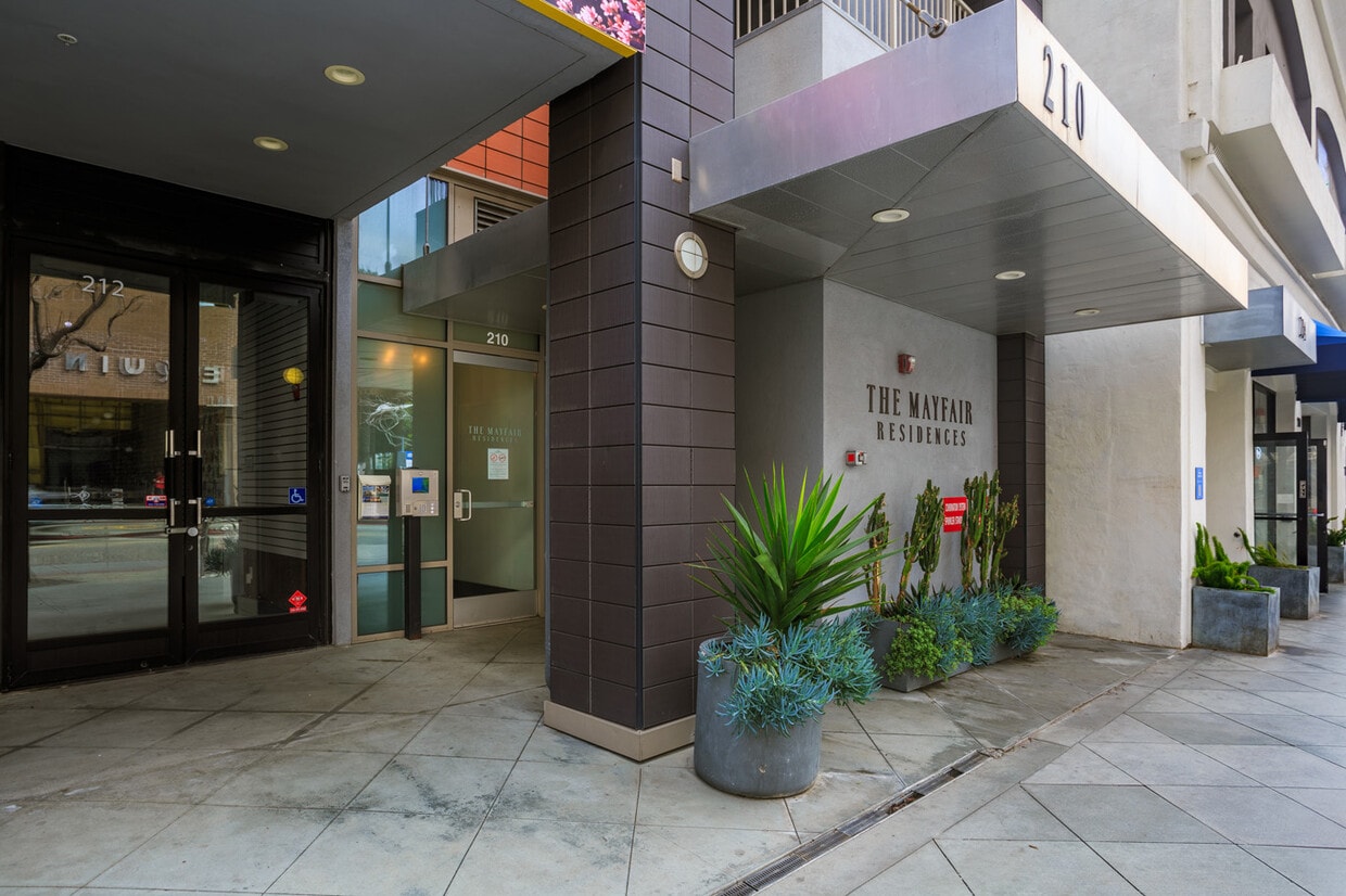 210 Santa Monica Blvd, Santa Monica, CA 90401, undefined, 210 Santa Monica Blvd, Santa Monica, CA 90401, Photo:0