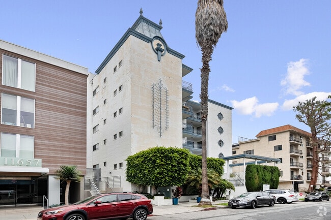 11645 Chenault St & 11625 Montana Ave., undefined, 11645 Chenault St, Los Angeles, CA 90049, Photo:4