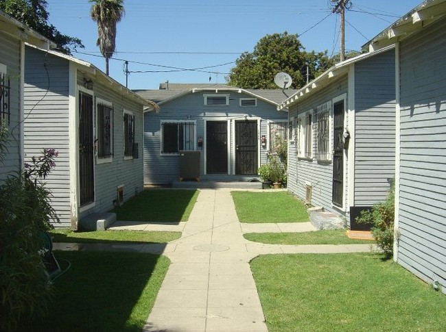 1199 W 37th Dr, undefined, 1187 W 37th Dr, Los Angeles, CA 90007, USA, Photo:0
