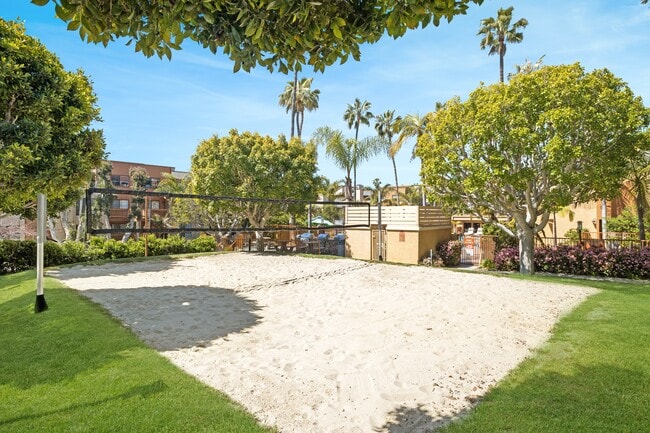 Allina La Jolla, undefined, 3417 Lebon Dr, San Diego, CA 92122, Photo:2