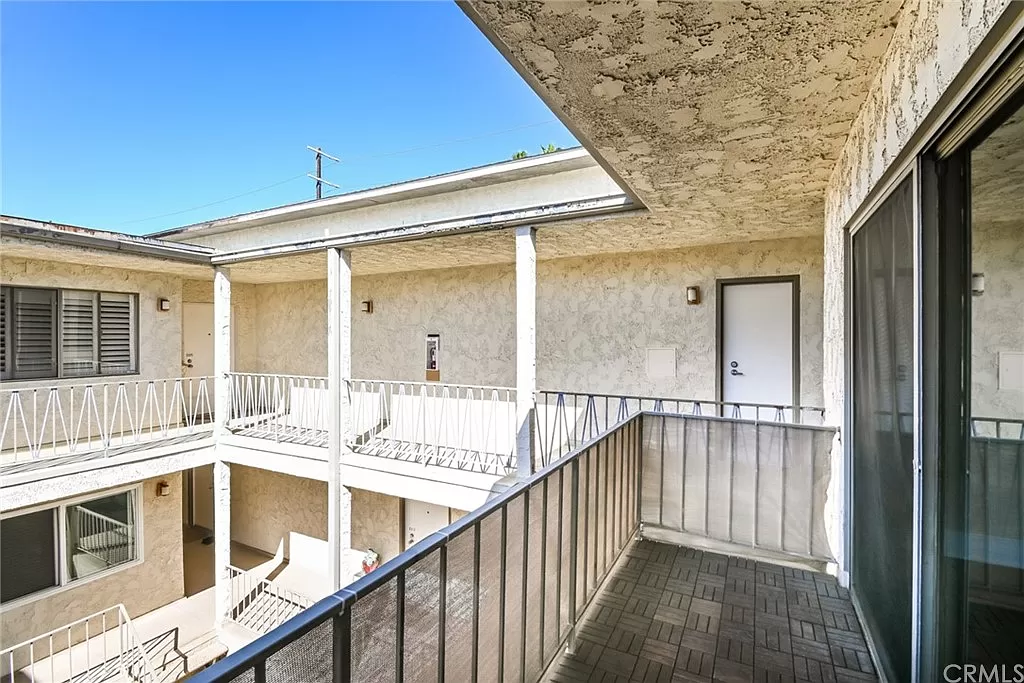 Armacost/Idaho, undefined, 1605 Armacost Ave, Los Angeles, CA 90025, USA, Photo:9