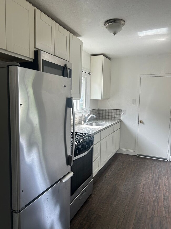 725 44th St, undefined, 725 44th St, Oakland, CA 94609, Photo:1
