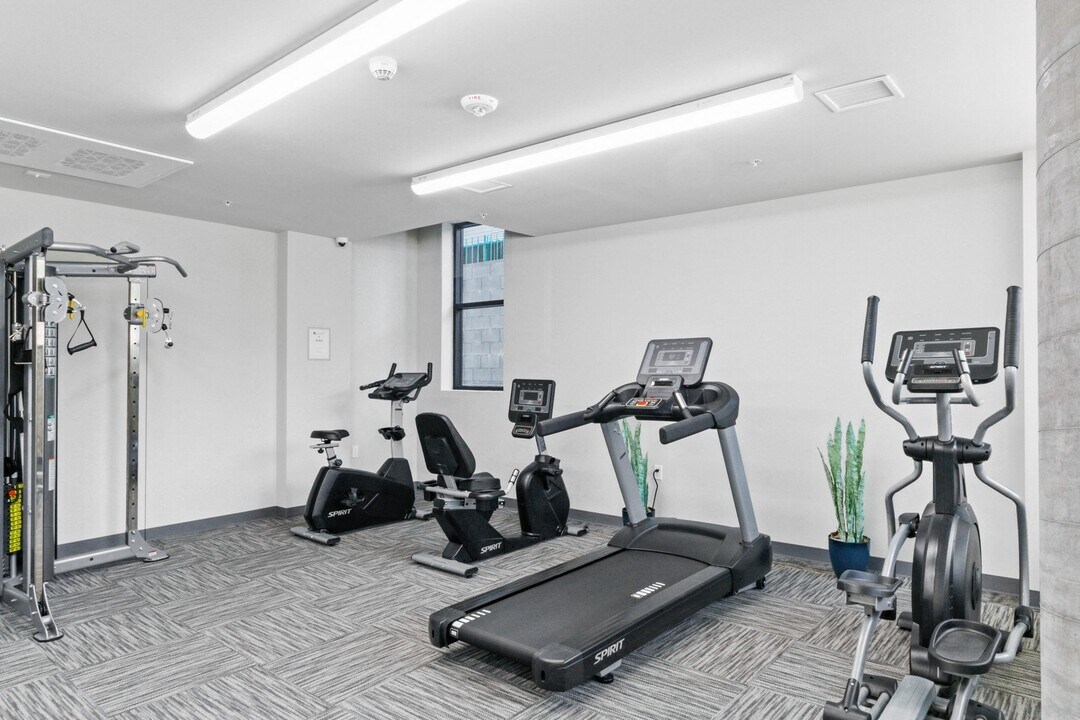 Zephyr Koreatown, usc, 2847 Leeward Ave, Los Angeles, CA 90005, USA, Photo:3