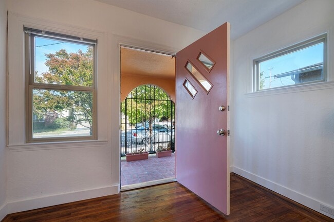 1106 Evelyn Ave, undefined, 1106 Evelyn Ave, Albany, CA 94706, Photo:2