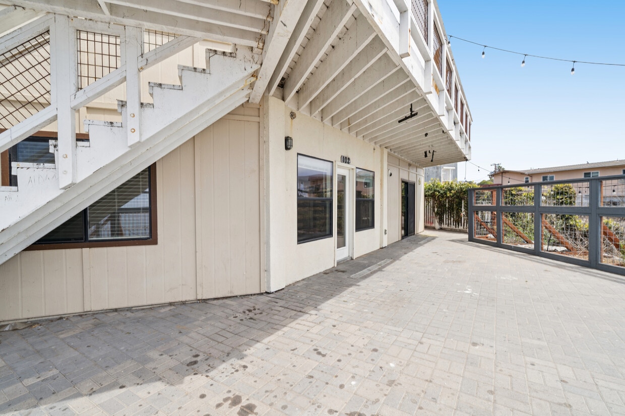 6761 Del Playa Dr, undefined, 6761 Del Playa Dr, Goleta, CA 93117, Photo:5