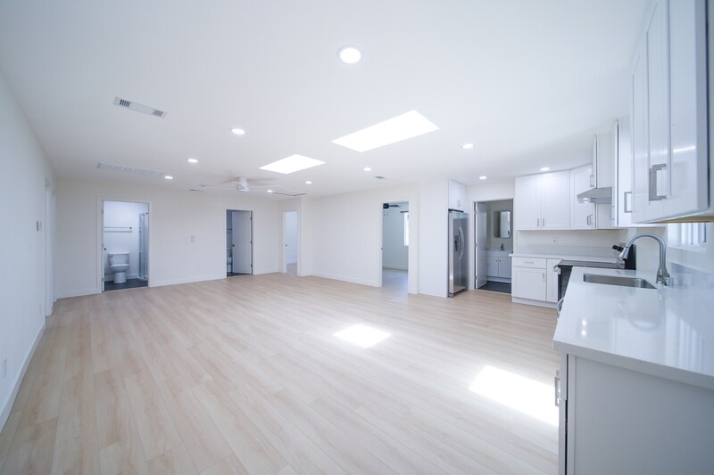 206 W Broadbent Dr, undefined, 206 W Broadbent Dr, Riverside, CA 92507, Photo:0