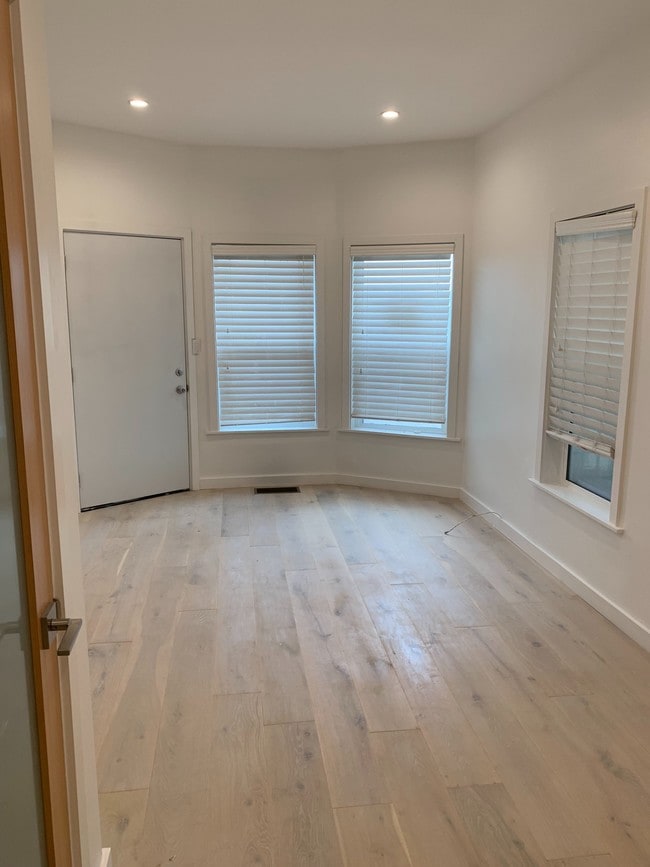 42 Navy St, undefined, 42 Navy St, Los Angeles, CA 90291, Photo:2