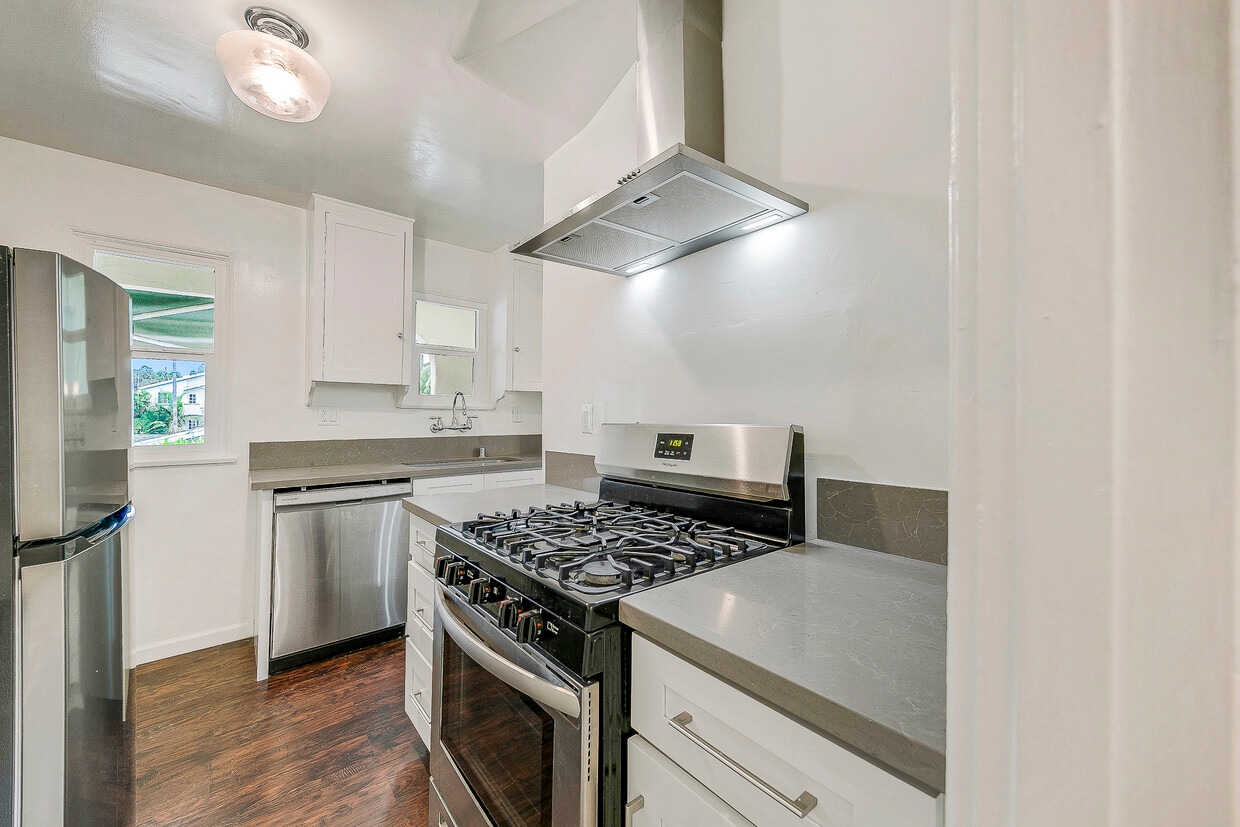 1027 12th St, undefined, 1027 12th St, Santa Monica, CA 90403, United States, Photo:0