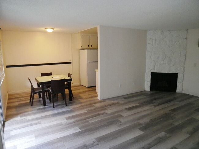 1914 Corinth Ave, undefined, 1914 Corinth Ave, Los Angeles, CA 90025, Photo:1