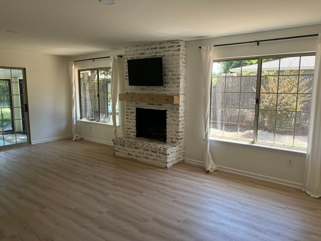 39732 Sharon Ave, undefined, 39732 Sharon Ave, Davis, CA 95616, Photo:3