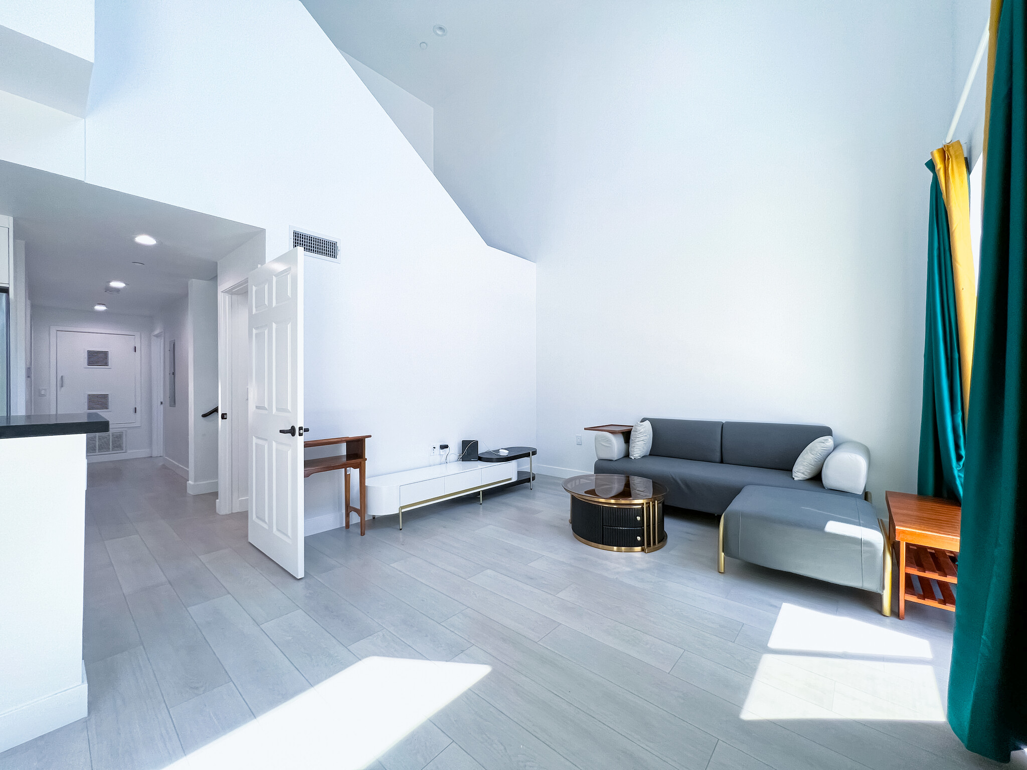 The 1200, undefined, 1200 W 35th St, Los Angeles, CA 90007, USA, Photo:5