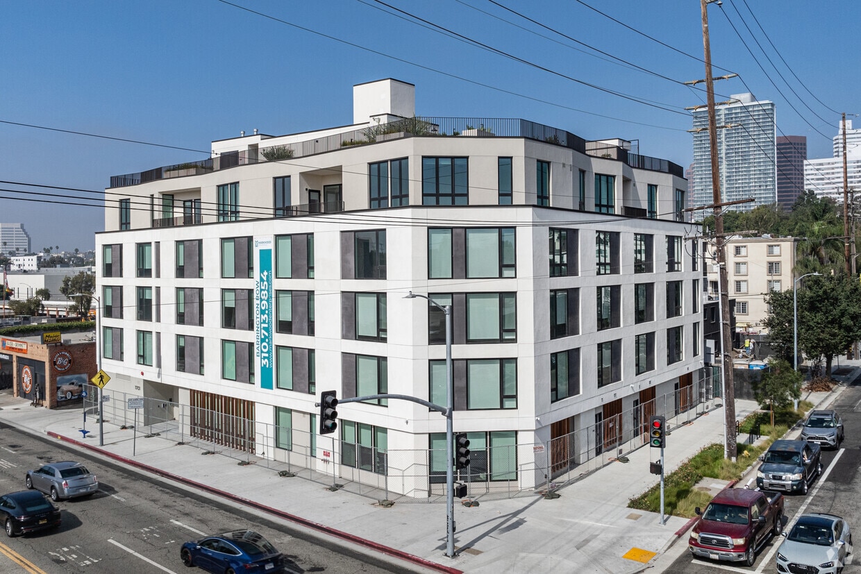 11701 Santa Monica Blvd, undefined, 11701 Santa Monica Blvd, Los Angeles, CA 90025, Photo:0