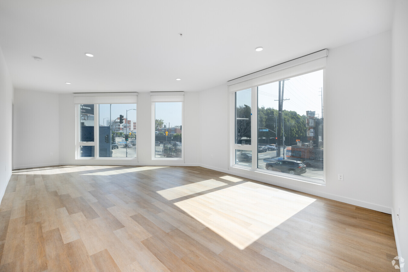 Barrington Row, ucla, 11701 Santa Monica Blvd, Los Angeles, CA 90025, USA, Photo:2