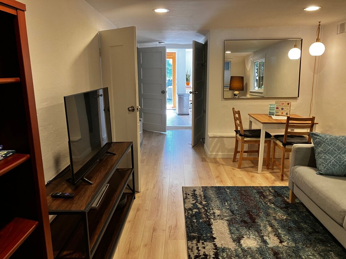 2206 10th St, undefined, 2206 10th St, Berkeley, CA 94710, Southwest Berkeley, Alameda County, California, United States, Photo:0