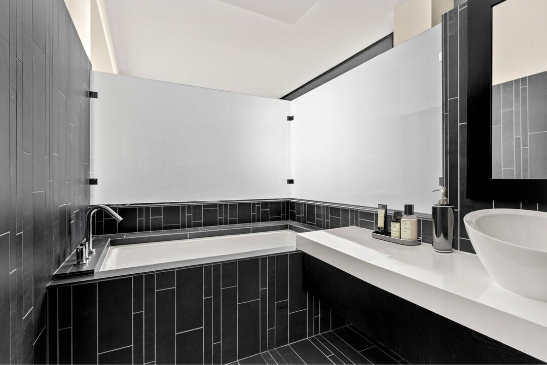 Roosevelt Lofts, usc, 727 W 7th St, Los Angeles, CA 90017, USA, Photo:6