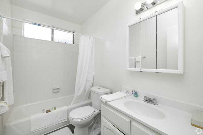 Trojan Village - Apartments Near USC!, usc, 1125 W 36th Pl, Los Angeles, CA 90007, USA, Photo:21