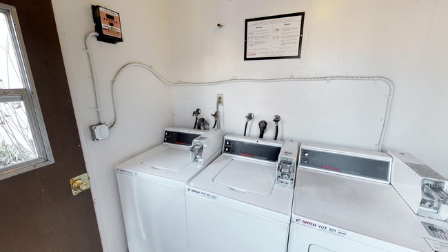 Trojan Village - Apartments Near USC!, usc, 1125 W 36th Pl, Los Angeles, CA 90007, USA, Photo:36