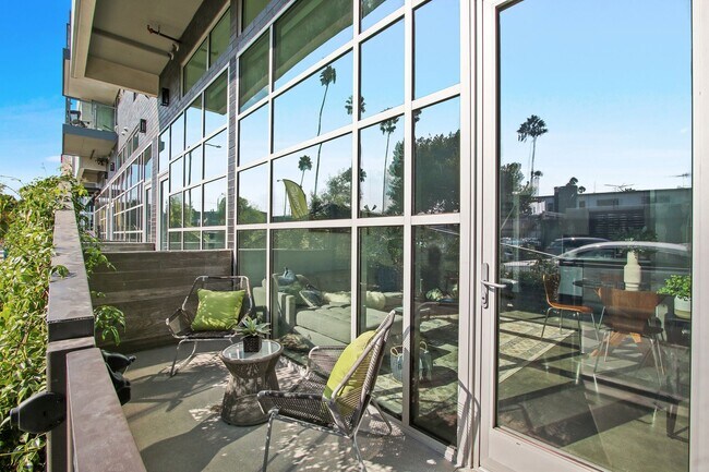 3008 Santa Monica Blvd Unit 101, undefined, 3008 Santa Monica Blvd Unit 101, Santa Monica, CA 90404, Photo:1