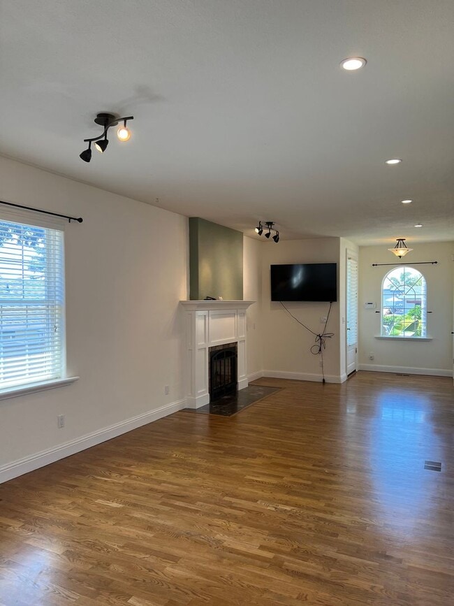 242 Elk St, undefined, 242 Elk St, Santa Cruz, CA 95065, Photo:4