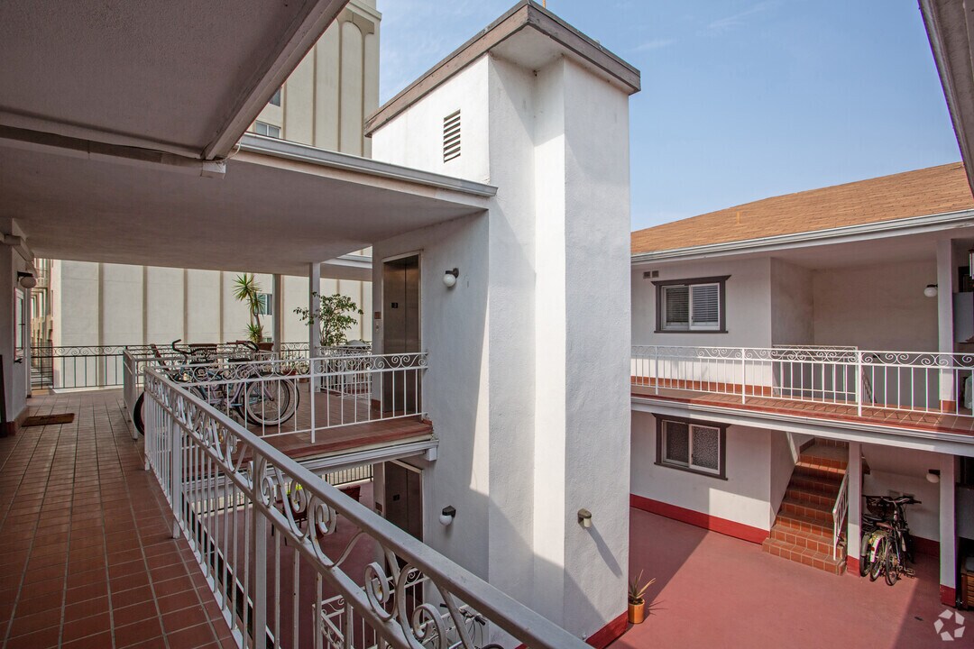 1901 6th St., smc, 1901 6th St, Santa Monica, CA 90405, Photo:9