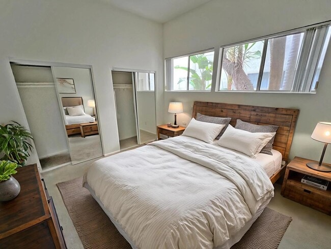 11936 Darlington Ave, undefined, 11936 Darlington Ave, Los Angeles, CA 90049, Photo:2