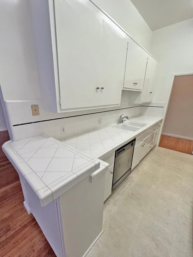 11936 Darlington Ave, undefined, 11936 Darlington Ave, Los Angeles, CA 90049, Photo:4