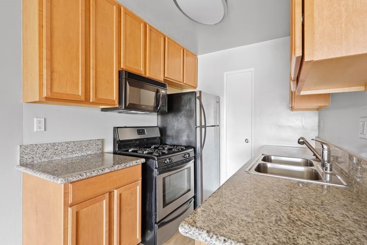 3036 S Hoover St, undefined, 3036 S Hoover St, Los Angeles, CA 90007, USA, Photo:2