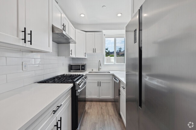 1297 W 36th St- Housing near USC, undefined, 1297 W 36th St, Los Angeles, CA 90007, USA, Photo:4