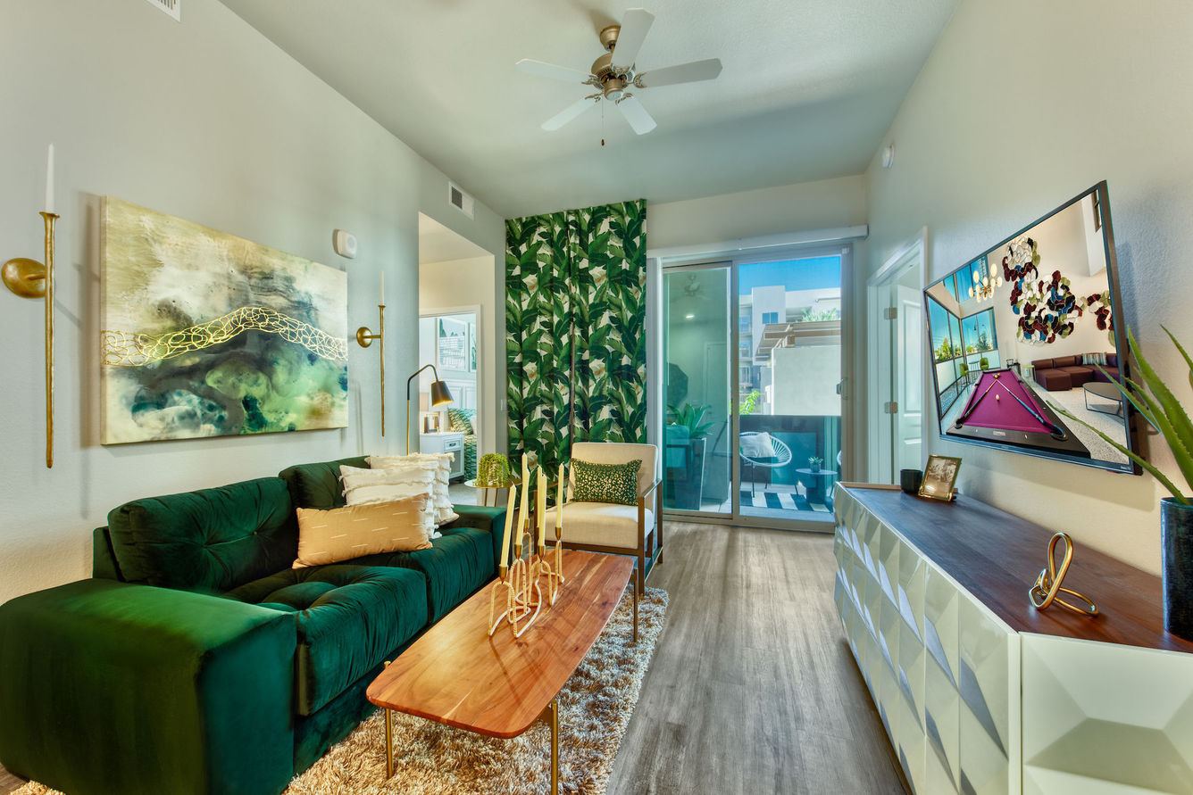 Metro 101 Apartments, asu, 2157 E Apache Blvd, Tempe, AZ 85281, USA, Photo:1