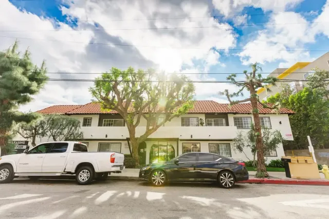 18424 Halsted St., csun, 18424 Halsted St #20, Northridge, CA 91325, USA