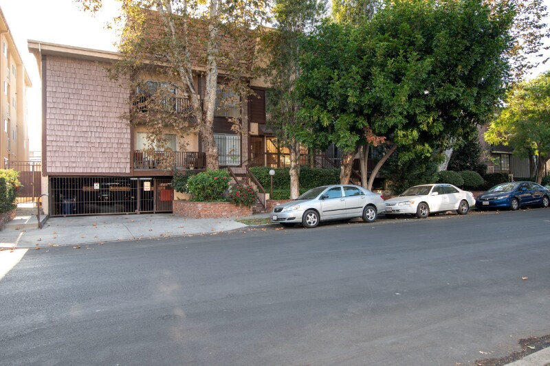 1865 Greenfield Ave, undefined, 1865 Greenfield Ave, Los Angeles, CA 90025, Photo:0