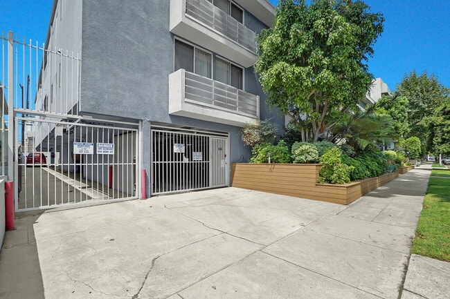 2223 S Bentley Ave, undefined, 2223 S Bentley Ave, Los Angeles, CA 90064, Photo:1