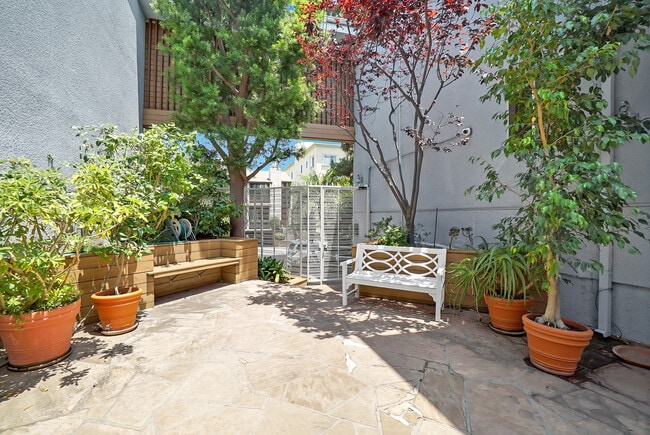 2223 S Bentley Ave, undefined, 2223 S Bentley Ave, Los Angeles, CA 90064, Photo:3