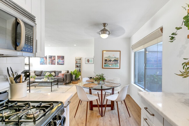 1323 S Carmelina Ave, undefined, 1323 S Carmelina Ave, Los Angeles, CA 90025, Photo:3