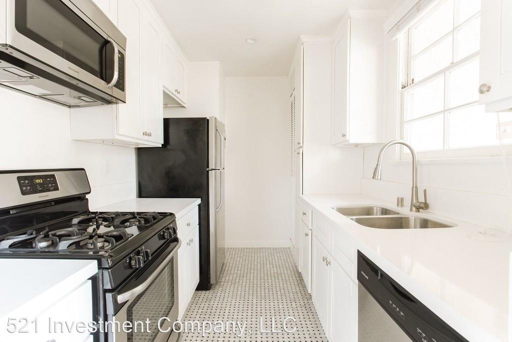 Hollister & 6th Street Apartments, undefined, 2318 6th St, Santa Monica, CA 90405, Photo:0