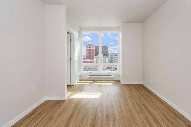 2067 University Ave, undefined, 2067 University Ave, Berkeley, CA 94704, Photo:4