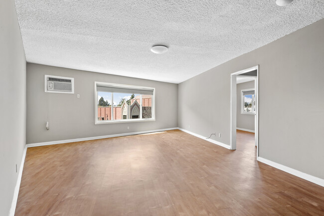 Hoover House, usc, 3036 S Hoover St, Los Angeles, CA 90007, USA, Photo:3