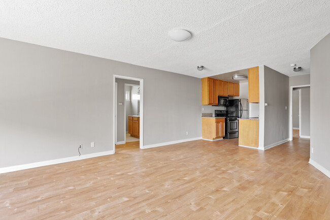 Hoover House, usc, 3036 S Hoover St, Los Angeles, CA 90007, USA, Photo:6
