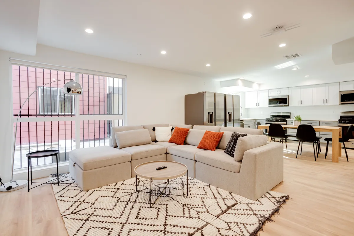 1224 W 37th Pl Student Housing, usc, 1224 W 37th Pl, Los Angeles, CA 90007, USA, Photo:0