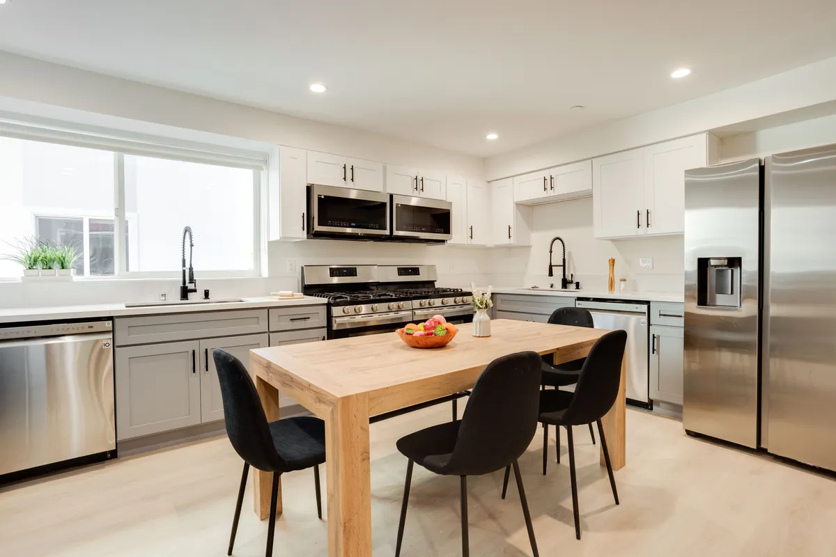 1224 W 37th Pl Student Housing, usc, 1224 W 37th Pl, Los Angeles, CA 90007, USA, Photo:1