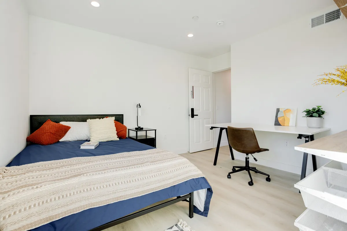 1224 W 37th Pl Student Housing, usc, 1224 W 37th Pl, Los Angeles, CA 90007, USA, Photo:2