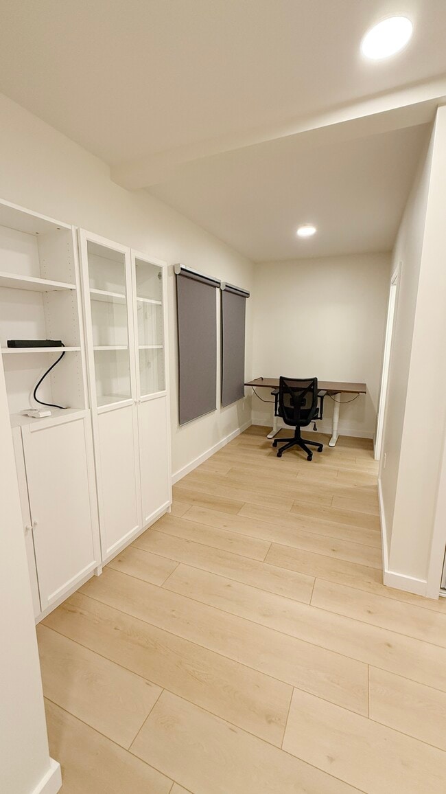 6125 Fremont St, undefined, 6125 Fremont St, Oakland, CA 94608, Photo:2